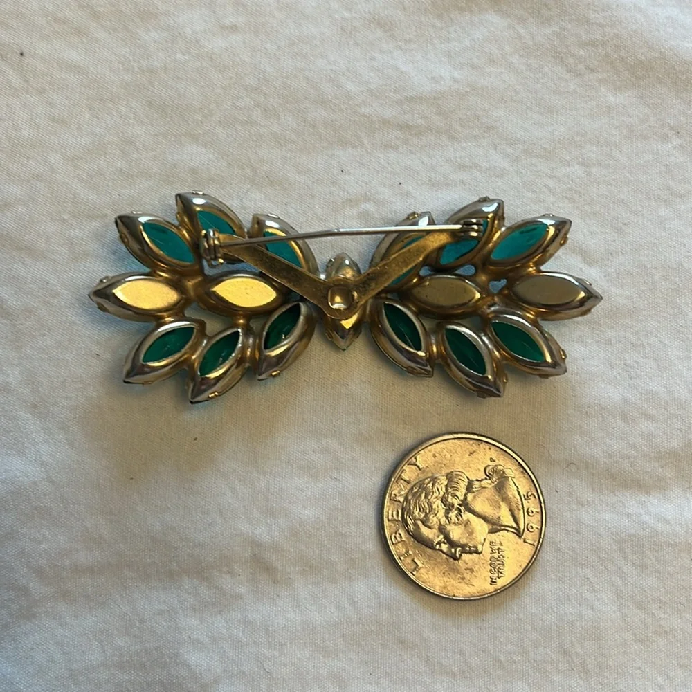 VTG Brooch - Picture 3 of 3